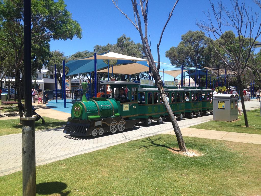 Mandurah Ocean Marina Chalets المظهر الخارجي الصورة