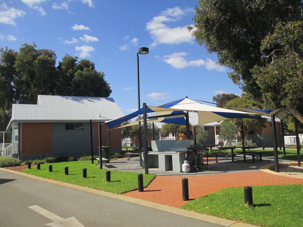 Mandurah Ocean Marina Chalets المظهر الخارجي الصورة