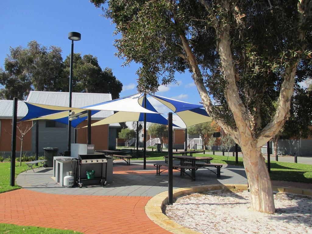 Mandurah Ocean Marina Chalets المظهر الخارجي الصورة